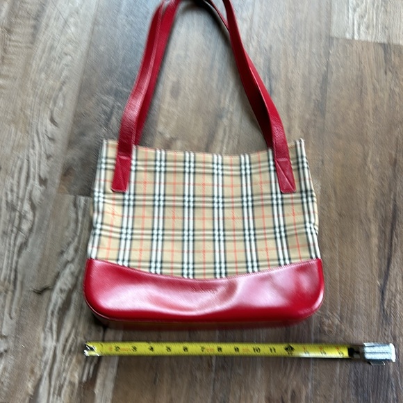 Burberry tote - Picture 2 of 7